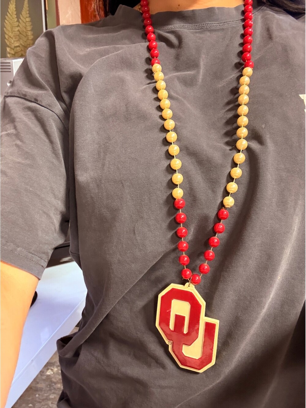 OU Oklahoma Sooners beaded neck chain